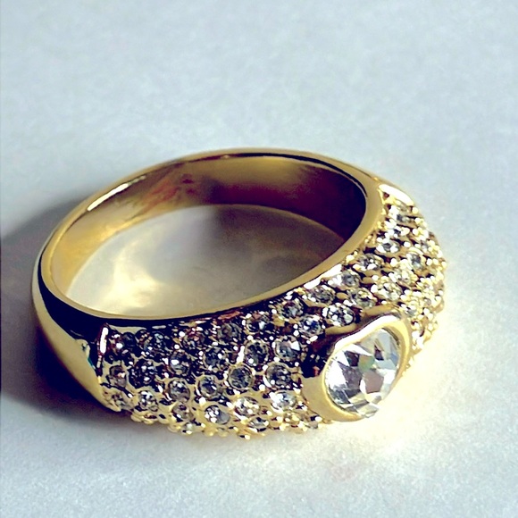 👑Ring👑 - Picture 2 of 3